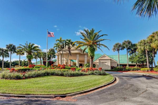 The Links At Ironhorse, 8275 Bob O Link Dr, West Palm Beach, Florida 33412, image 2