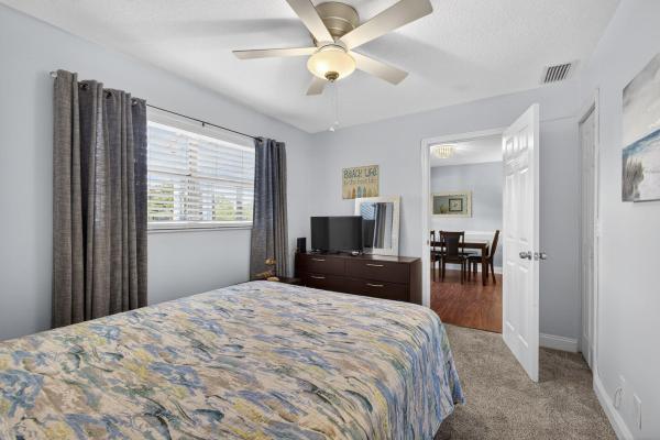 Golden Lakes Village, 135 Lake Anne Dr, West Palm Beach, Florida 33411, image 1