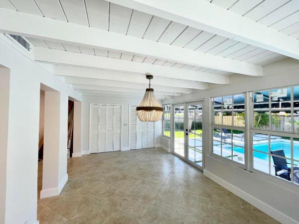 Homewood, 360 Alhambra Pl, West Palm Beach, Florida 33405, image 1