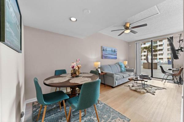 Admirality, 1200 Marine Way #D2, North Palm Beach, Florida 33408, image 1