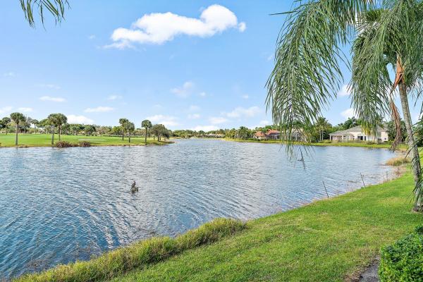 Hawk's Landing, 10520 Hawks Landing Ter, West Palm Beach, Florida 33412, image 2