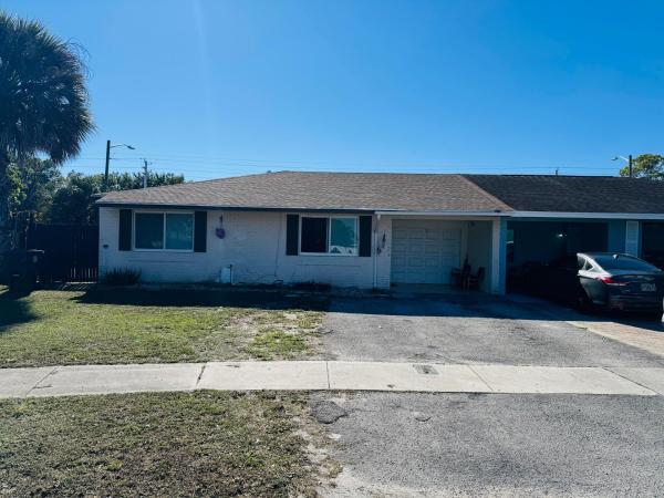 Palm Beach Villas, 4732 Chariot Cir, Greenacres, Florida 33463, image 2