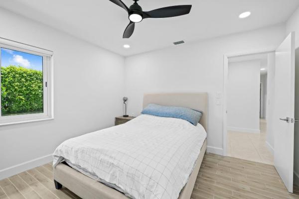 Winding Lakes 2 At Loggers Run, 11937 Sandlake Dr, Boca Raton, Florida 33428, image 1