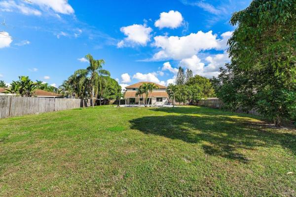 La Mancha, 208 Las Palmas St, Royal Palm Beach, Florida 33411, image 1