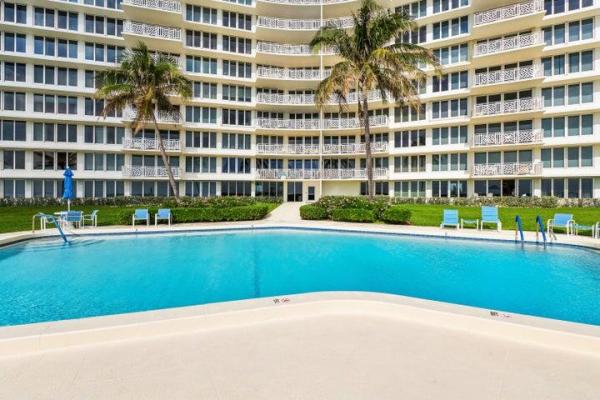 Banyan House, 1225 S Ocean Blvd #103, Delray Beach, Florida 33483, image 1