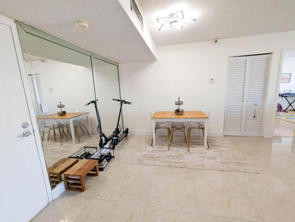 Winston Towers 700, 290 174th St #503, Sunny Isles Beach, Florida 33160, image 2