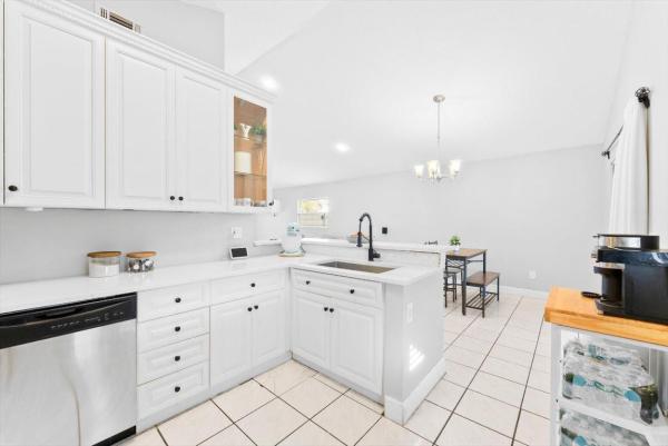 Trends At Boca Raton, 8414 Dynasty Dr, Boca Raton, Florida 33433, image 3
