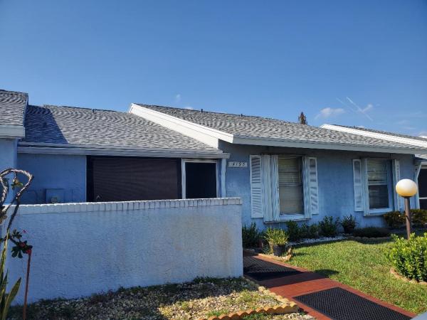 The Villas At Lucerne Lakes, 4195 Lucerne Villas Ln, Lake Worth, Florida 33467, image 2