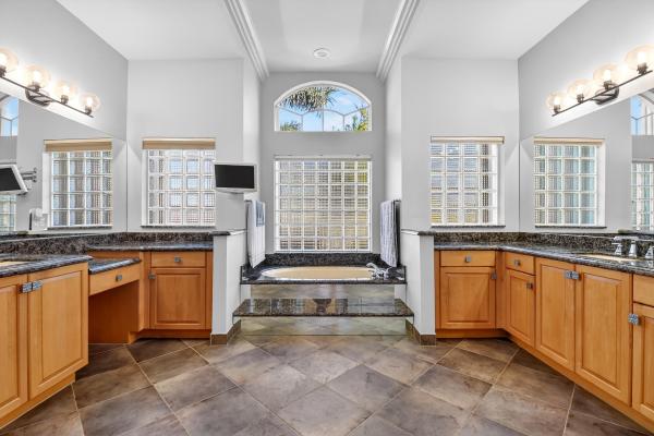 Valencia Palms, 13263 Avila Beach Cv, Delray Beach, Florida 33446, image 2