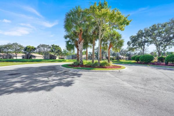 Tuscany Bay, 5355 La Casa Cir, Boynton Beach, Florida 33437, image 2