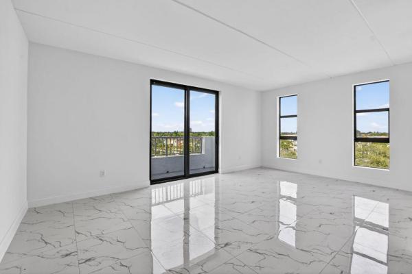 350 W Hidden Valley Blvd #104, Boca Raton, Florida 33487, image 1