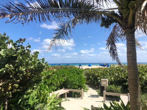 Phoenix Towers, 2800 N Ocean Dr #B23C, Riviera Beach, Florida 33404, image 2