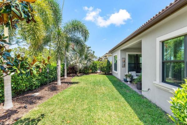 Tesoro Club, 183 SE Calmo Cir, Port St. Lucie, Florida 34984, image 1