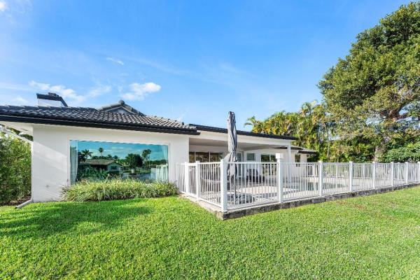 Deer Creek Golf Estates, 2322 Deer Creek Country Club Blvd, Deerfield Beach, Florida 33442, image 1