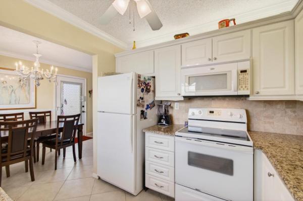 222 Burgundy E #, Delray Beach, Florida 33484, image 1