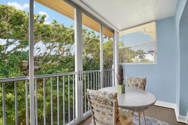 Seacrest Villas, 1810 New Palm Way #415, Boynton Beach, Florida 33435, image 3