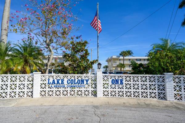 Lake Colony, 100 Doolen Ct #203, North Palm Beach, Florida 33408, image 2