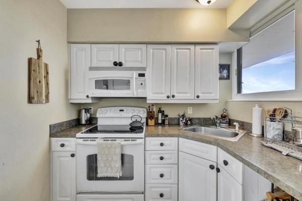 Breakwater Towers, 1900 S Ocean Dr #1702, Fort Lauderdale, Florida 33316, image 1