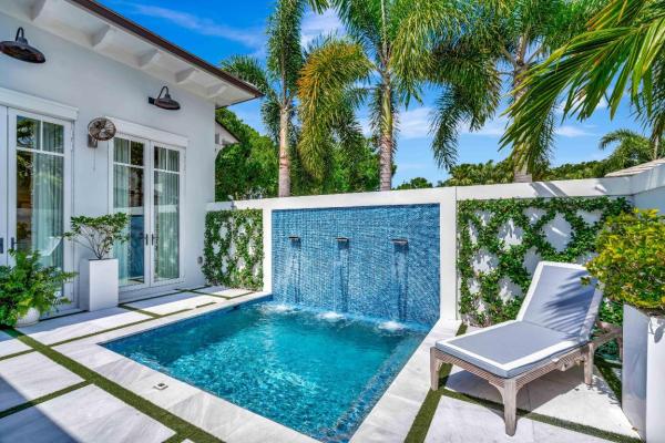 The Loxahatchee Club At Maplewood, 106 Micco Cir, Jupiter, Florida 33458, image 1