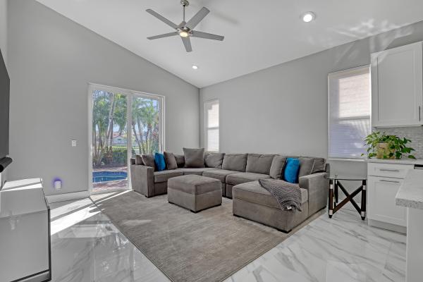 7108 Via Leonardo, Lake Worth, Florida 33467, image 1