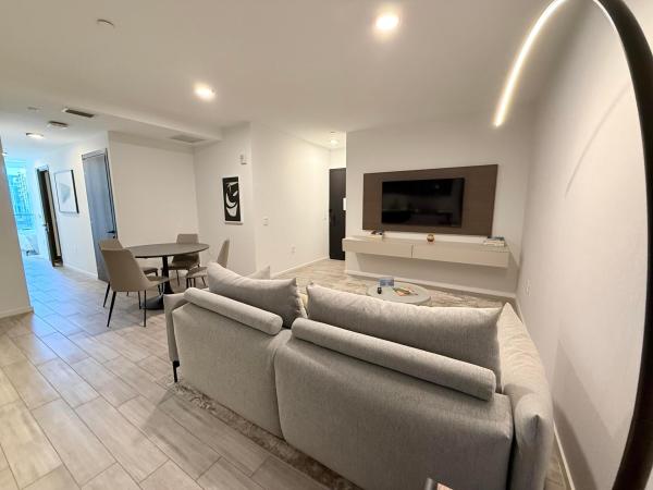 The Elser Hotel & Residences, 398 NE 5th St #1715, Miami, Florida 33132, image 1