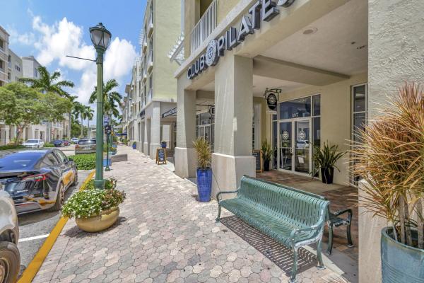 Village At Abacoa, 1200 Town Center Dr #306, Jupiter, Florida 33458, image 1