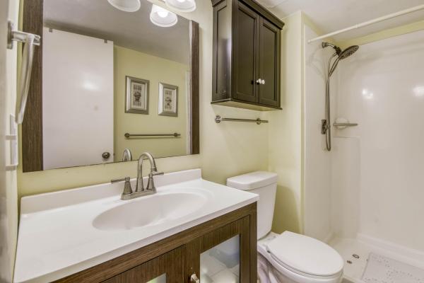 Golden Lakes Village, 120 Lake Meryl Dr #117, West Palm Beach, Florida 33411, image 1