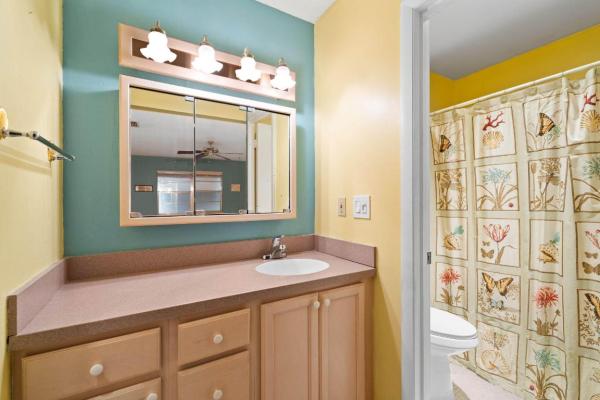 High Point Of Fort Pierce, 626 Pines Knoll Dr #D, Fort Pierce, Florida 34982, image 2