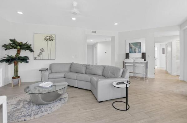 La Paz At Boca Pointe, 7546 La Paz Blvd #205, Boca Raton, Florida 33433, image 1