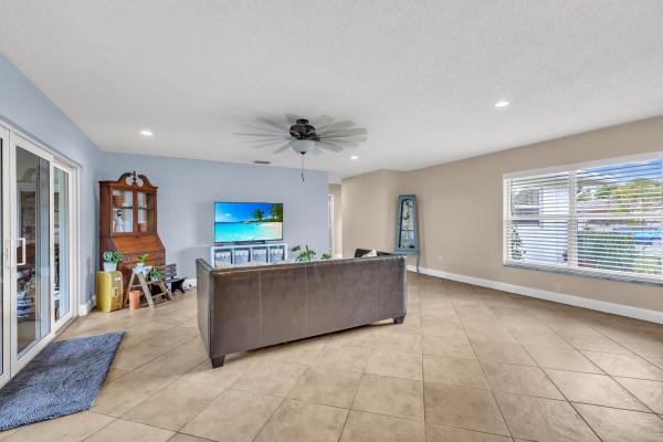 Palmetto Pines, 4648 Addison St, Boca Raton, Florida 33428, image 3