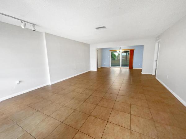 Westview, 8900 NW 11th St, Pembroke Pines, Florida 33024, image 2
