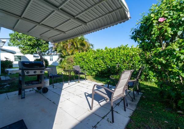 Palm Beach Leisureville, 124 SW 14th St, Boynton Beach, Florida 33426, image 1