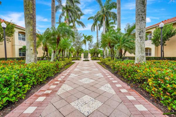 Cielo Townhomes, 4559 Artesa Way S, Palm Beach Gardens, Florida 33418, image 1