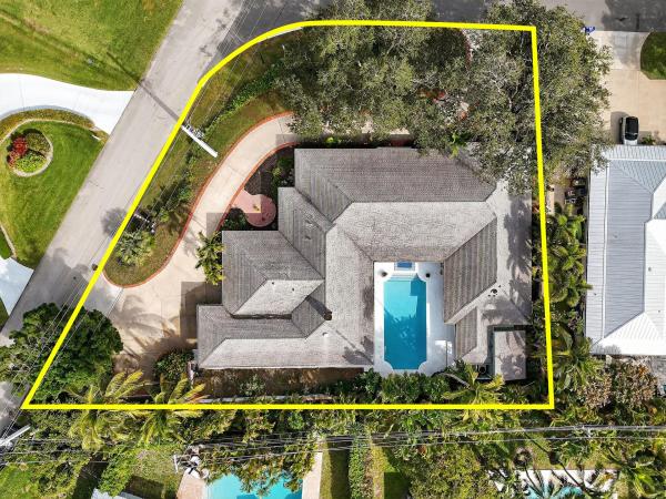 Tequesta Country Club, 285 Golfview Dr, Tequesta, Florida 33469, image 3