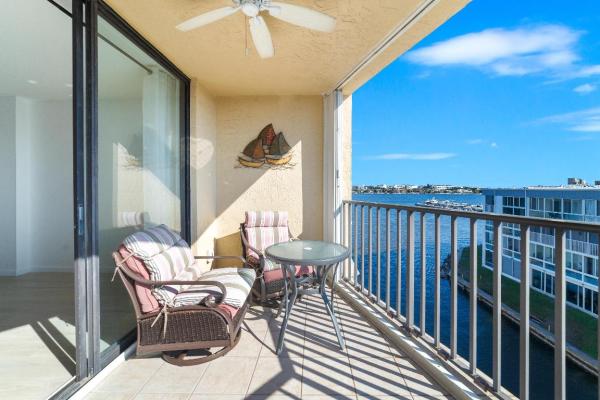 Hidden Harbour Of The Palm Beaches, 896 N Federal Hwy #530, Lantana, Florida 33462, image 2