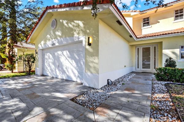 Eagle Trace At River Bridge, 6713 Eagle Ridge Dr, Greenacres, Florida 33413, image 1