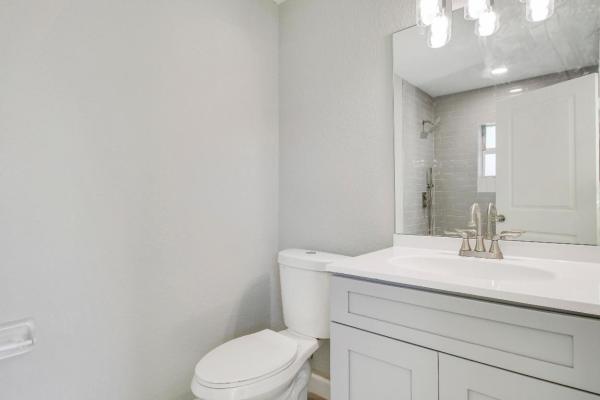 Raders, 548 SW 5th St, Belle Glade, Florida 33430, image 2