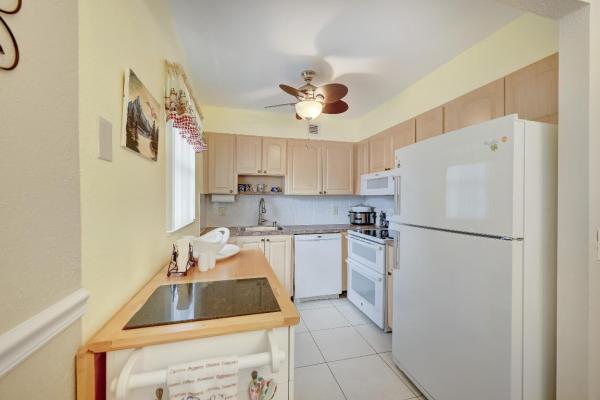 Monaco At Kings Point, 601 Monaco M, Delray Beach, Florida 33446, image 2