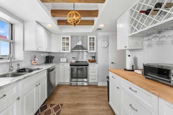 La Bonne Vie, 3475 S Ocean Blvd #6010, Palm Beach, Florida 33480, image 1