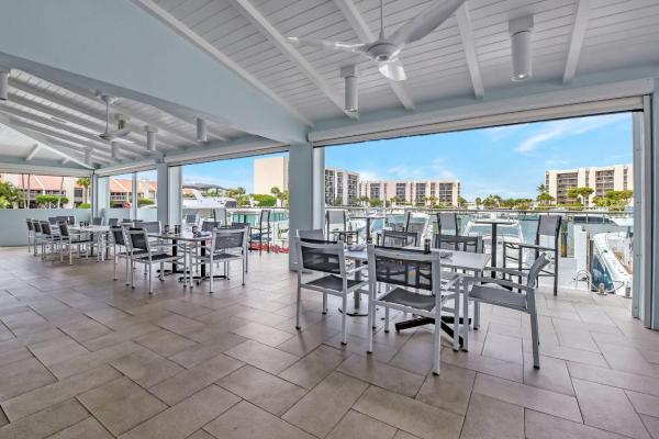 Yacht & Racquet Club Of Boca Raton, 2667 N Ocean Blvd #4050, Boca Raton, Florida 33431, image 3