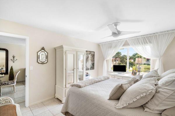 Golden Lakes Village, 353 Lake Frances Dr, West Palm Beach, Florida 33411, image 1