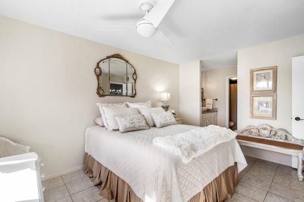 Golden Lakes Village, 353 Lake Frances Dr, West Palm Beach, Florida 33411, image 1