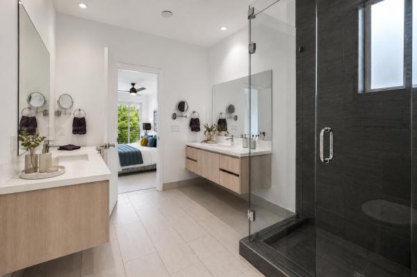 Parkview Villas, 2461 NE 135th St, North Miami, Florida 33181, image 1