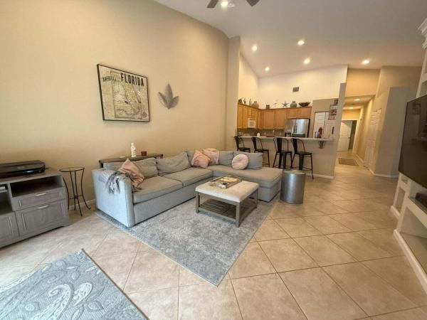 Coral Trace, 328 W Coral Trace Cir W, Delray Beach, Florida 33445, image 2