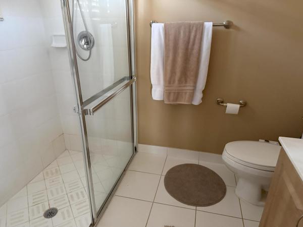 Coral Trace, 328 W Coral Trace Cir W, Delray Beach, Florida 33445, image 1