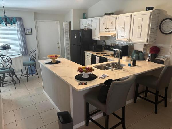 Lone Pine Estates, 2542 S Canterbury Dr, Riviera Beach, Florida 33407, image 3
