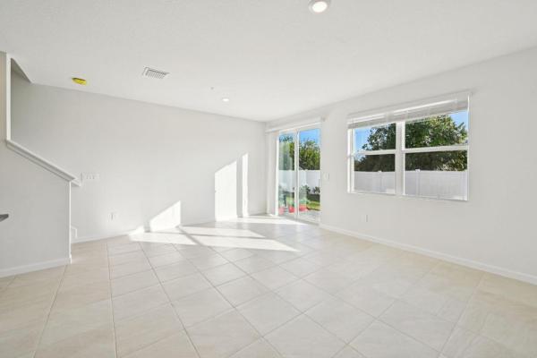 Tidewater, 578 Salisbury Cir, Fort Pierce, Florida 34982, image 1