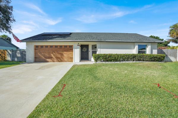 Huntington Woods, 122 Parkwood Dr, Royal Palm Beach, Florida 33411, image 1