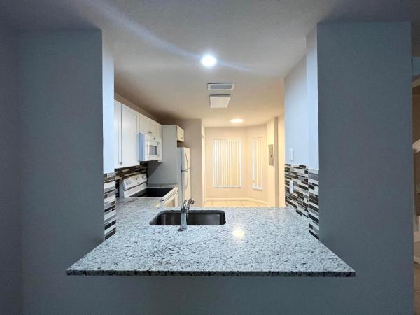 Summit Lake, 930 Summit Lake Dr, West Palm Beach, Florida 33406, image 1