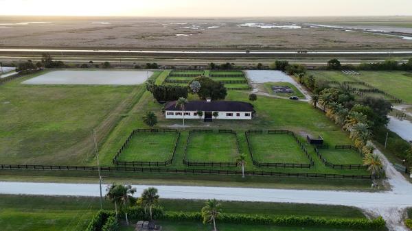 Rustic Ranches Estates, 2191 Cotton Tail Dr, Wellington, Florida 33470, image 2